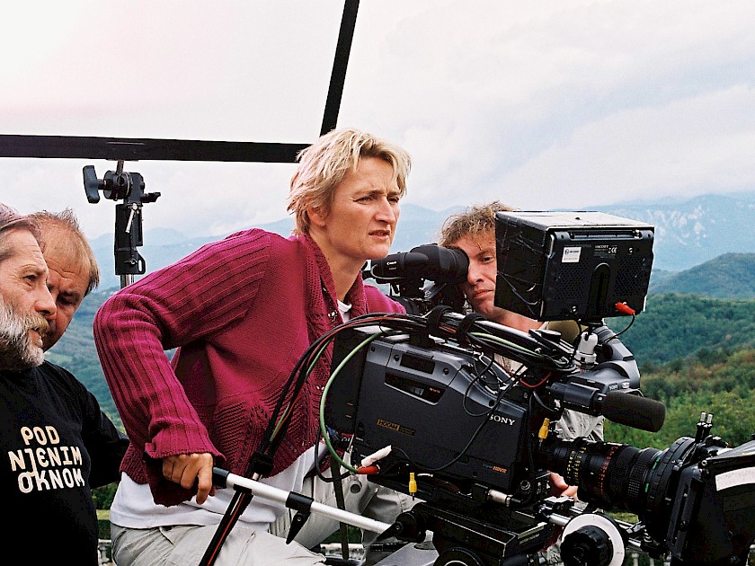 Pogovarjamo se z ... Majo Weiss